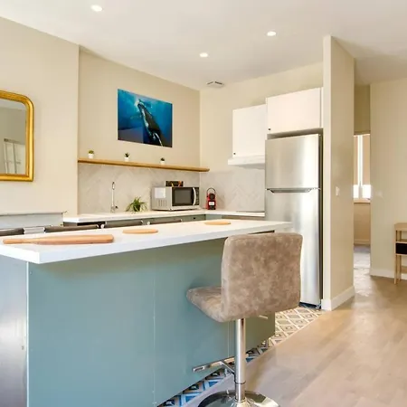 Sur Rbnb - Gourjon 2 Apartment *